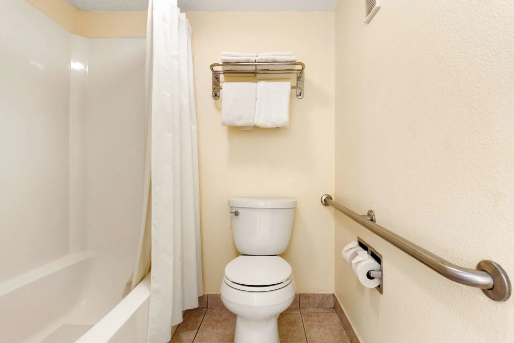 Americas Best Value Inn Ocean Inn