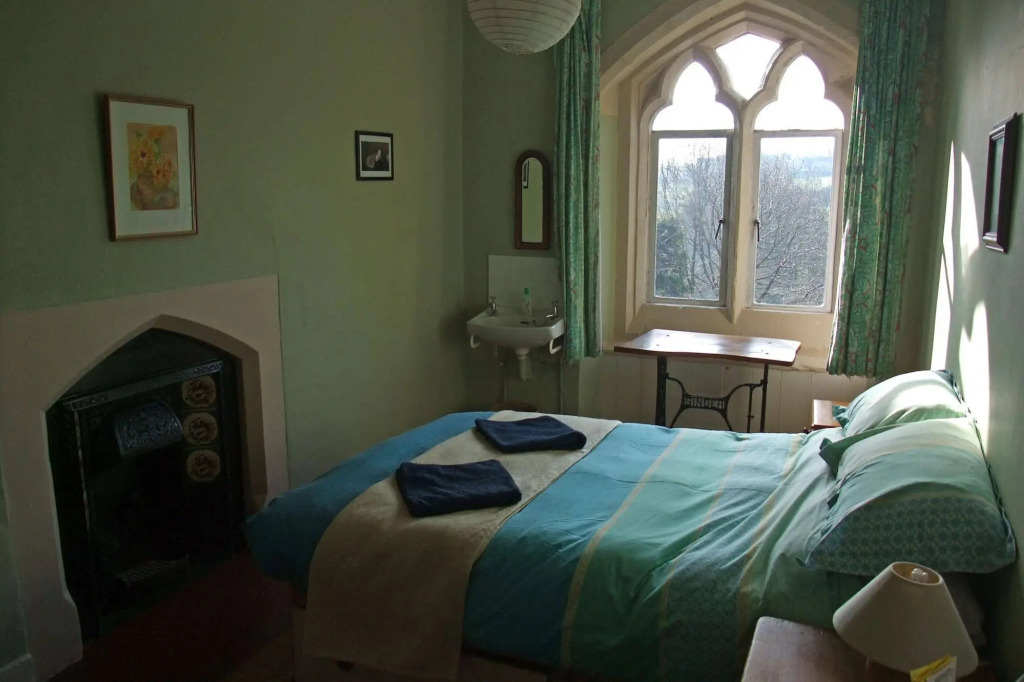 Monkton Wyld Court