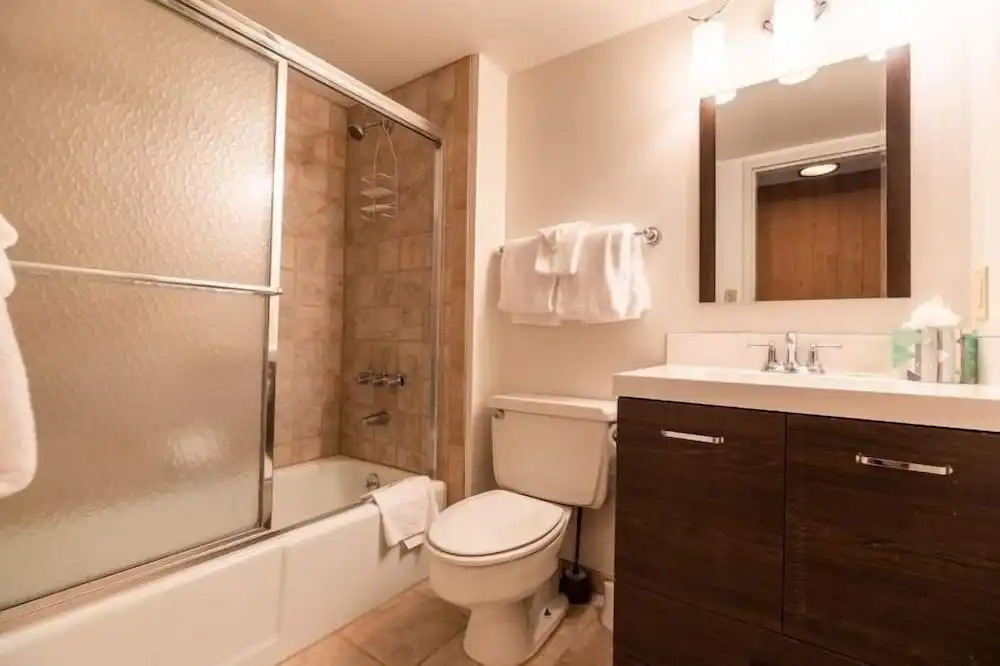 Vail Village condo walking distance to Gondola