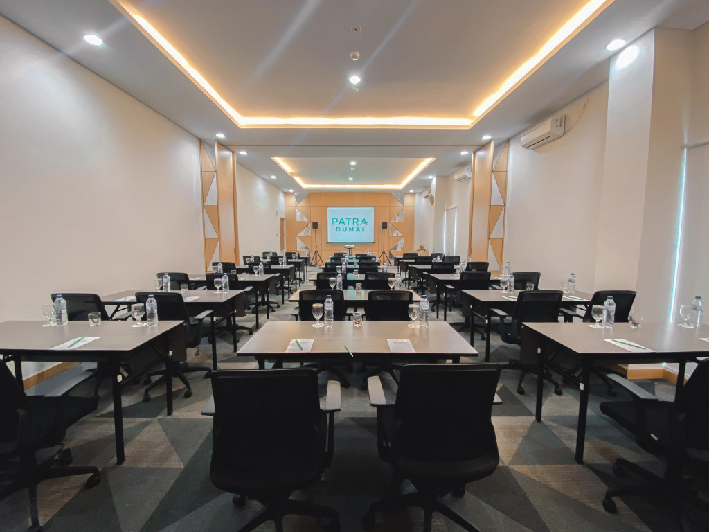 Patra Dumai Hotel