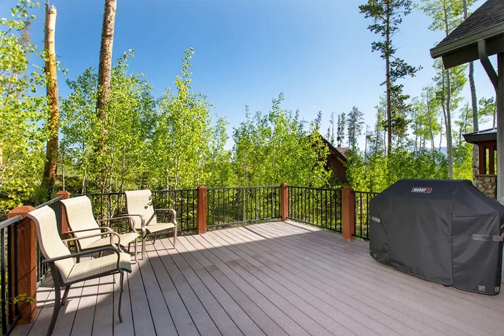 Leland Creek Home 5 Br home by RedAwning