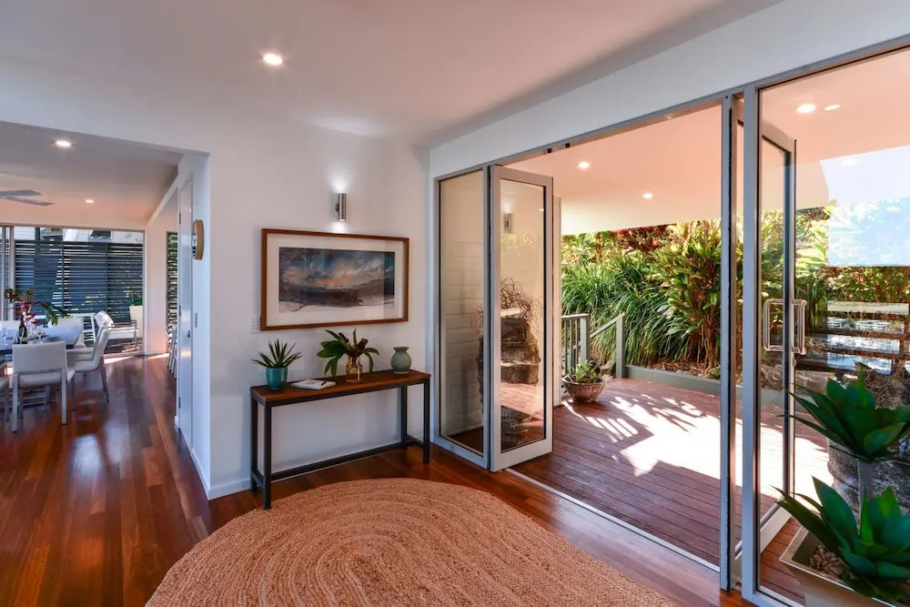 The Vue on Hamilton Island Deluxe Ocean View 4 Bedroom Refurbished Hou