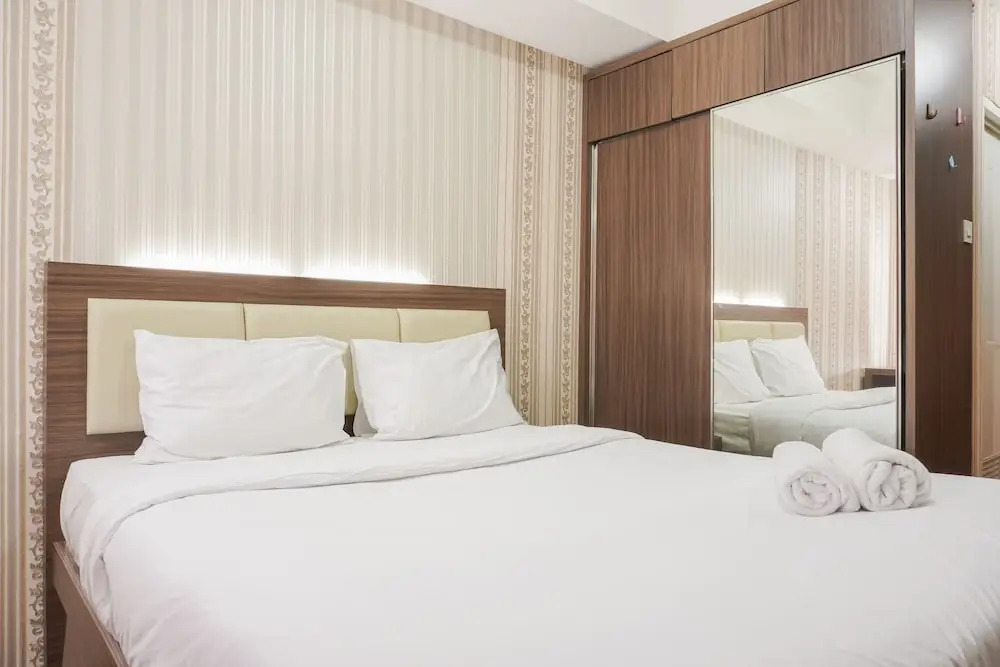 Cozy Living Studio Apartment At Belmont Residence Near Puri