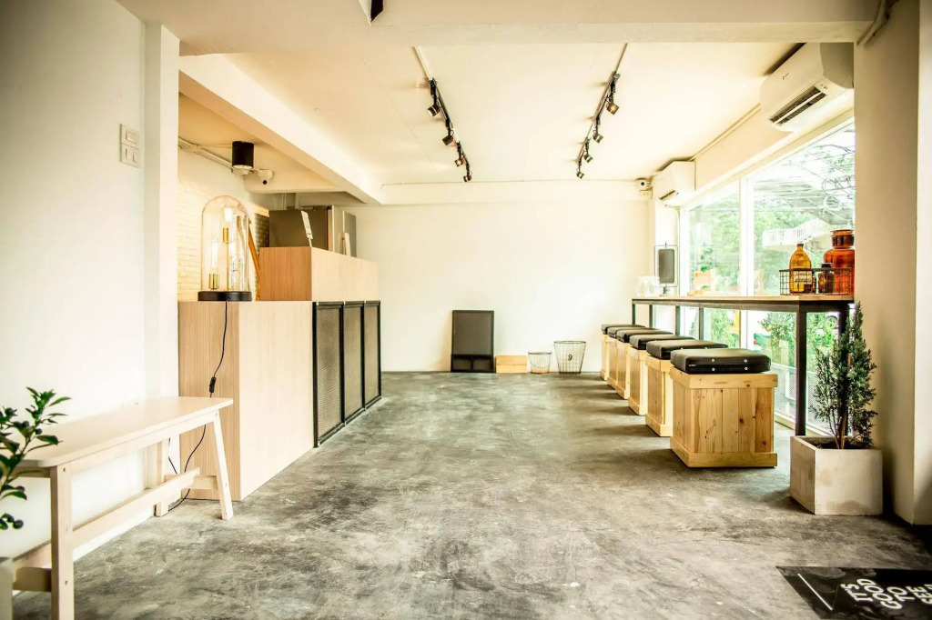 The Rabbits Hole Hostel