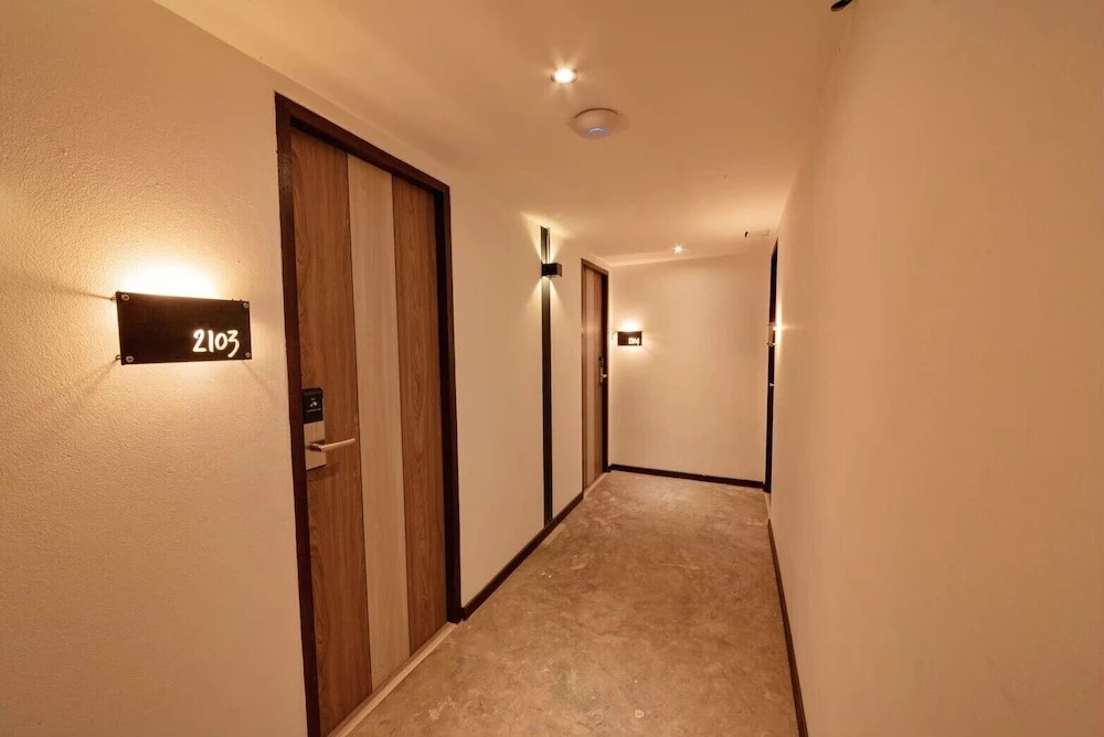 The Entaneer Poshtel