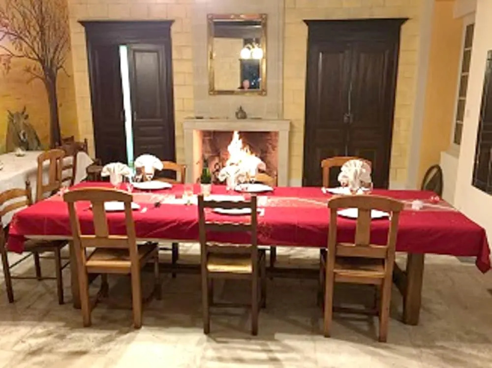 House With 4 Bedrooms in Mouterre-silly, With Pool Access, Enclosed Ga