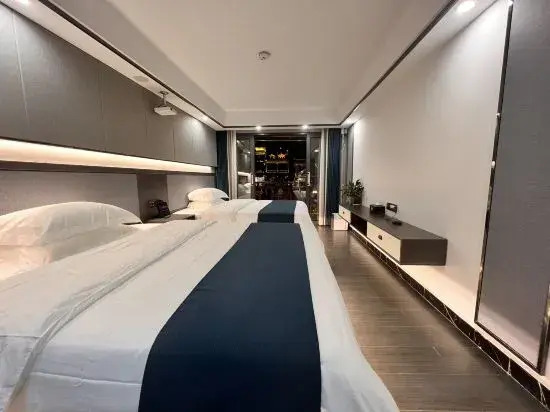 Mengyuan Diaojiaolou River View Homestay (Hongqiao Beimen Wharf Branch)