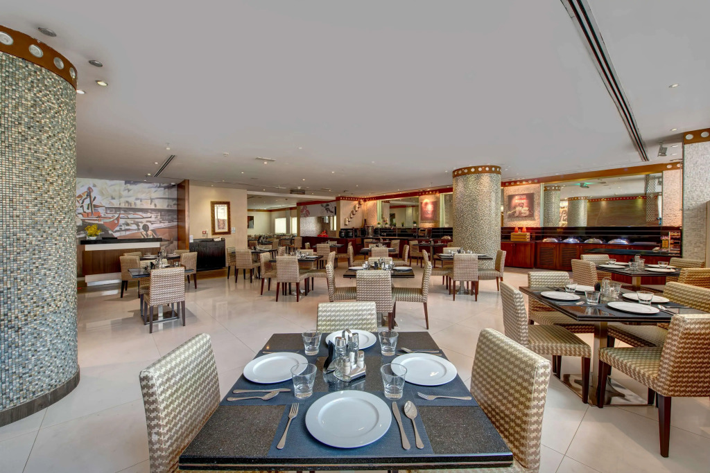 Howard Johnson Plaza by Wyndham Dubai Deira