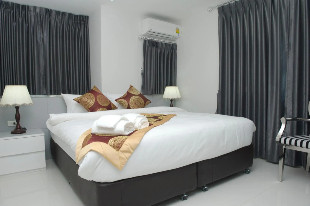 Top High Airport Link Hotel, Bangkok