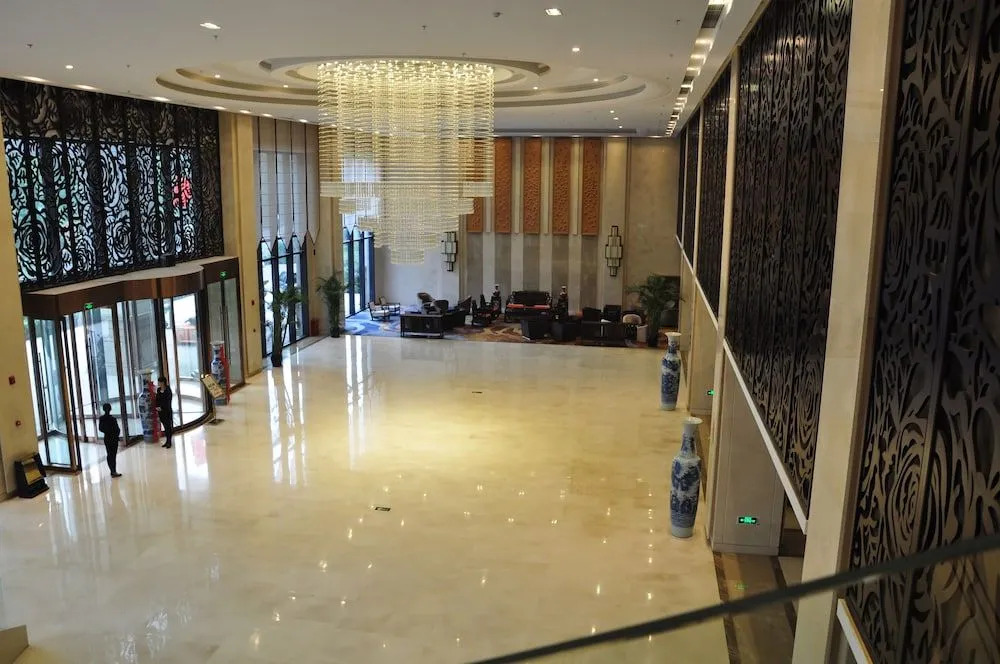 Joyful Rose International Hotel