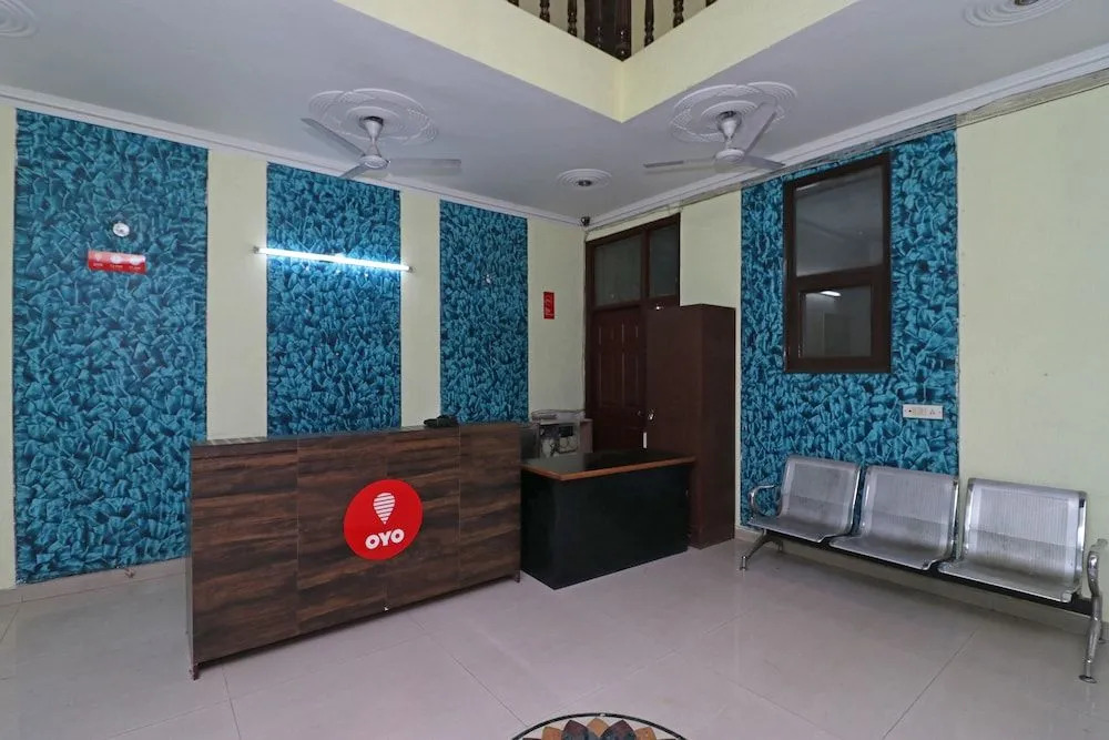 OYO 10747 Perfect Party Inn