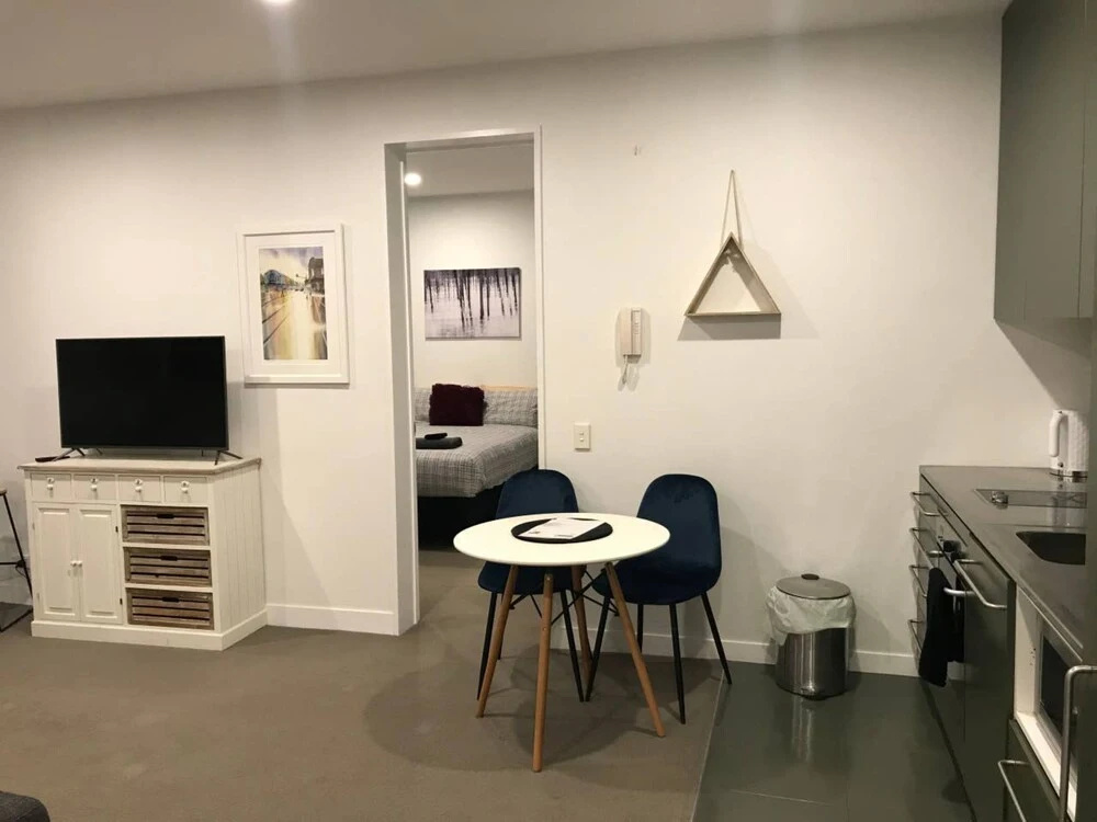 2 Bedroom Penthouse Apartment With City Views