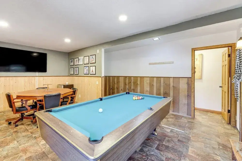 1 Mi to Slopes: Big Bear Lake 'alpen Haus' w/ Spa