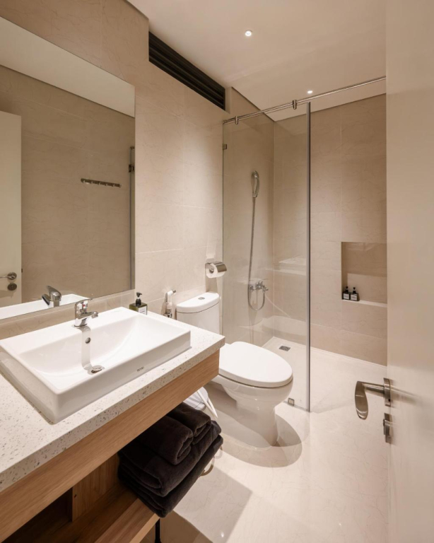 Golden Sands Service Apartment