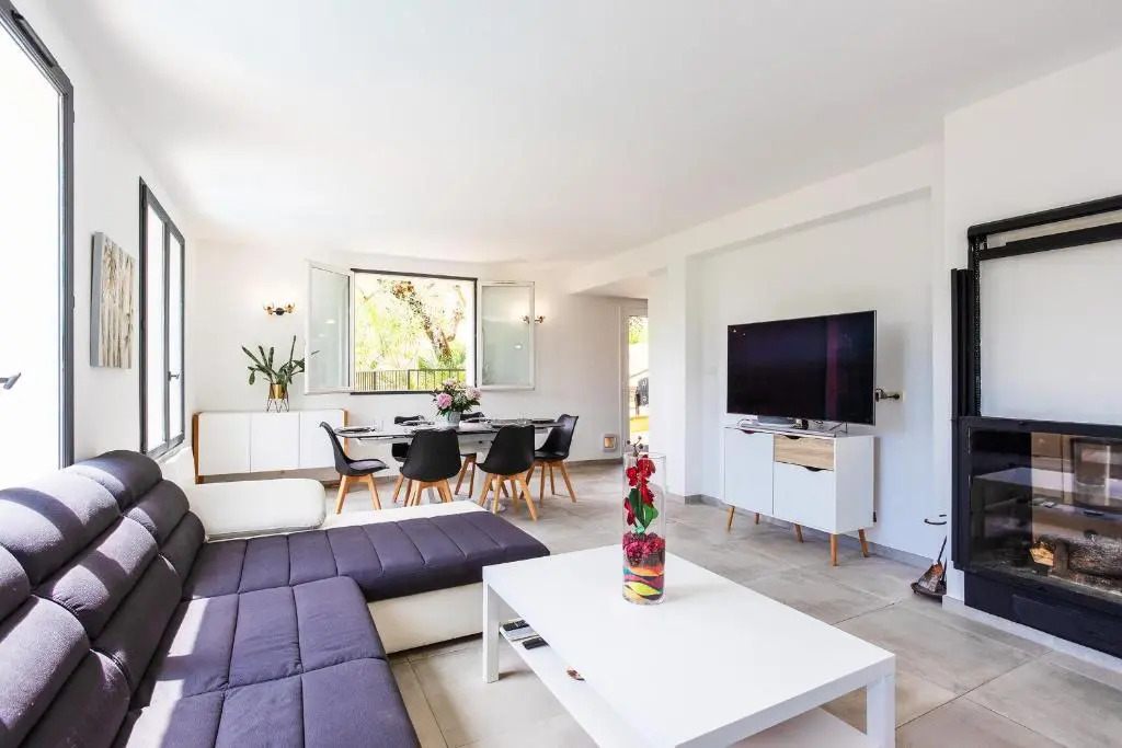 LA SOLEILLA VI4295 By Riviera Holiday Homes