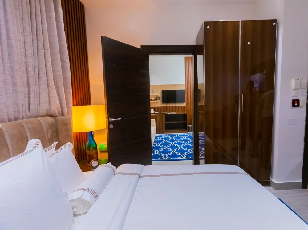 Isglo Hotels Ikoyi