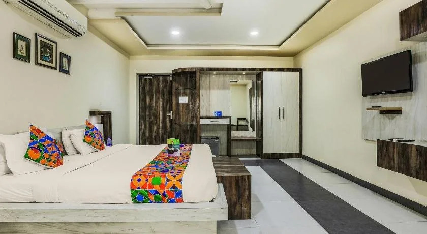 Collection O 9204 Hotel Anant Palace