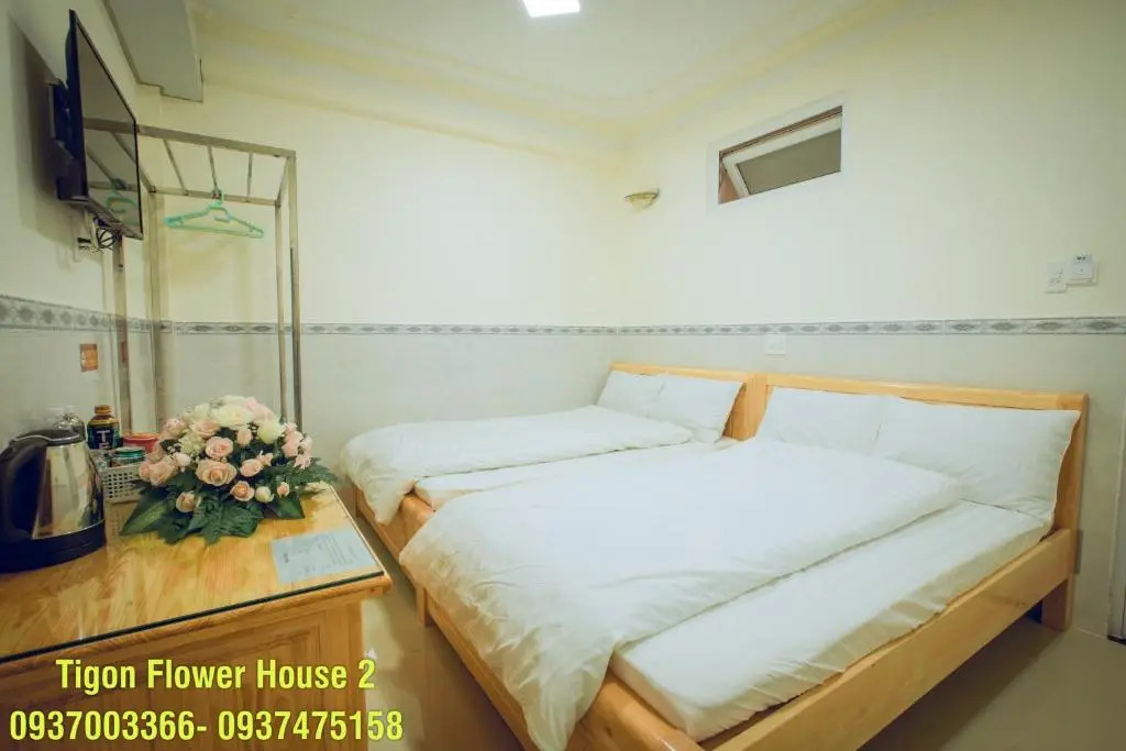 Tigon Flower House 2