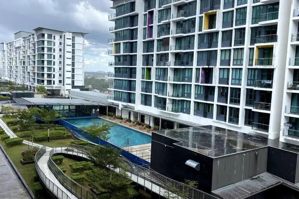 #2.1 Jazz Suites Large Bed Vivacity Kuching 3rooms