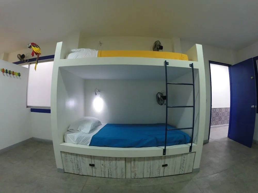 La Sucursal Hostel - Adults only