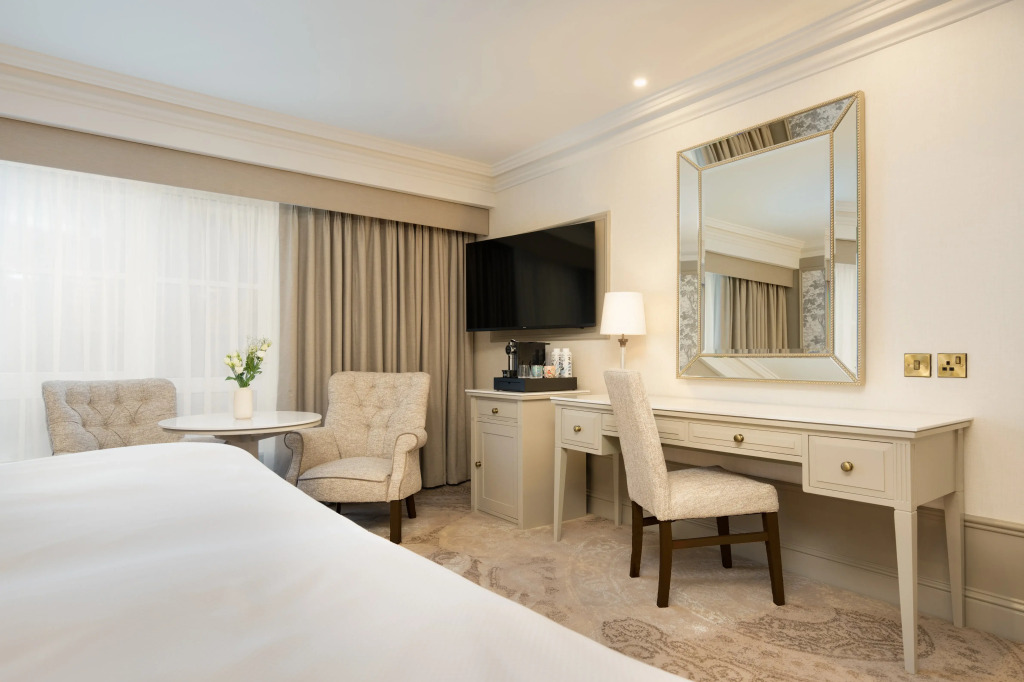 Brooks Hotel