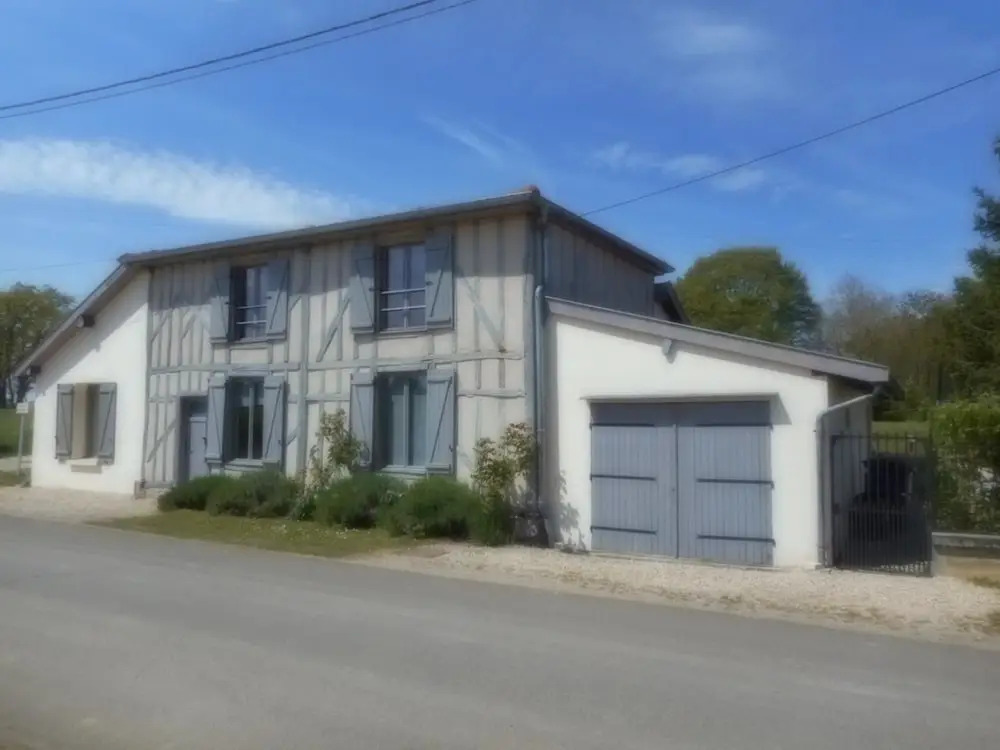 House With 3 Bedrooms in Giffaumont-champaubert, With Private Pool and