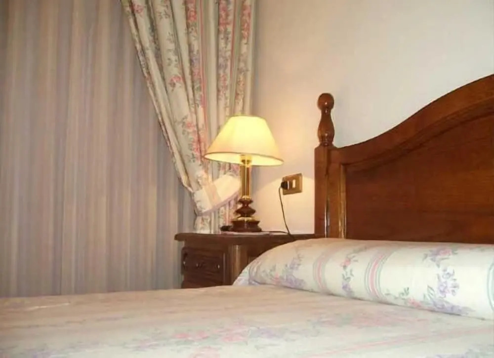 Hostal Las Coronas