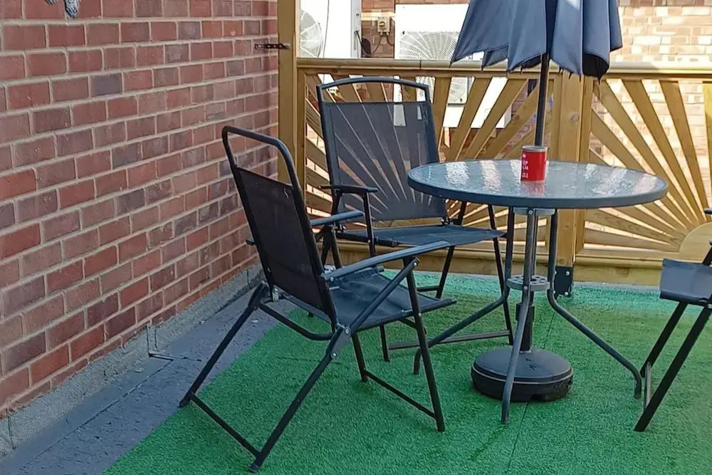 Apartment - Sleeps 5, Free Parking & Sun Terrace