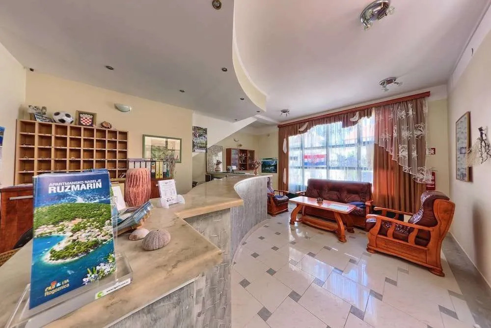APARTMANI-RUZMARIN