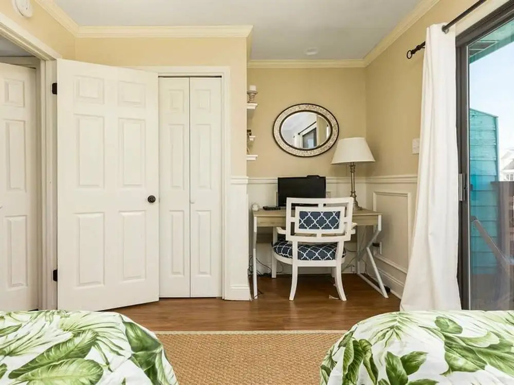 Aqua 99 by Meyer Vacation Rentals