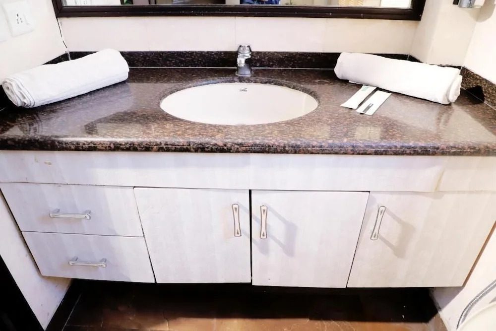 Fortune Home Service Apartment J-171