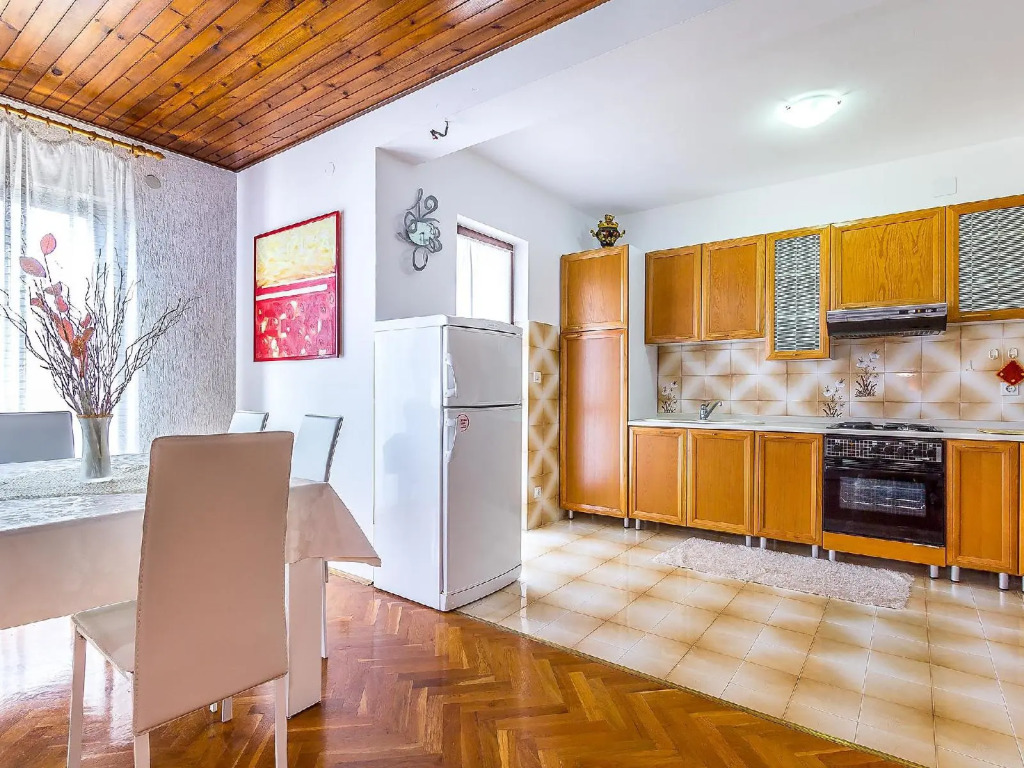 Lino - Two Bedroom