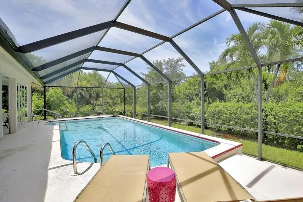 621 Diplomat Ct. Home #65784 3 Bedrooms 2 Bathrooms Home