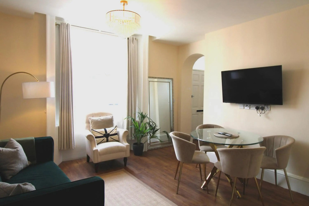 Sterling House @ Short Stays