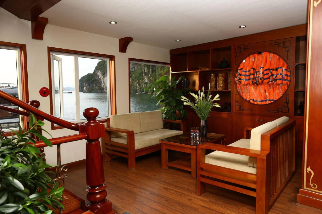 Huong Hai Sealife Cruise