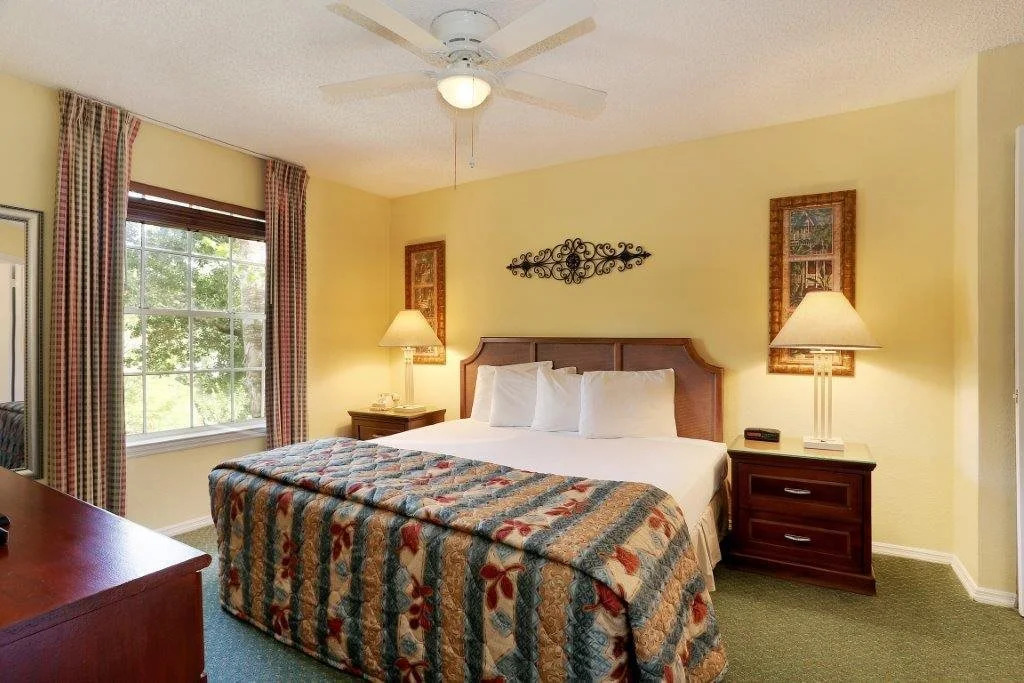 Oak Plantation Resort