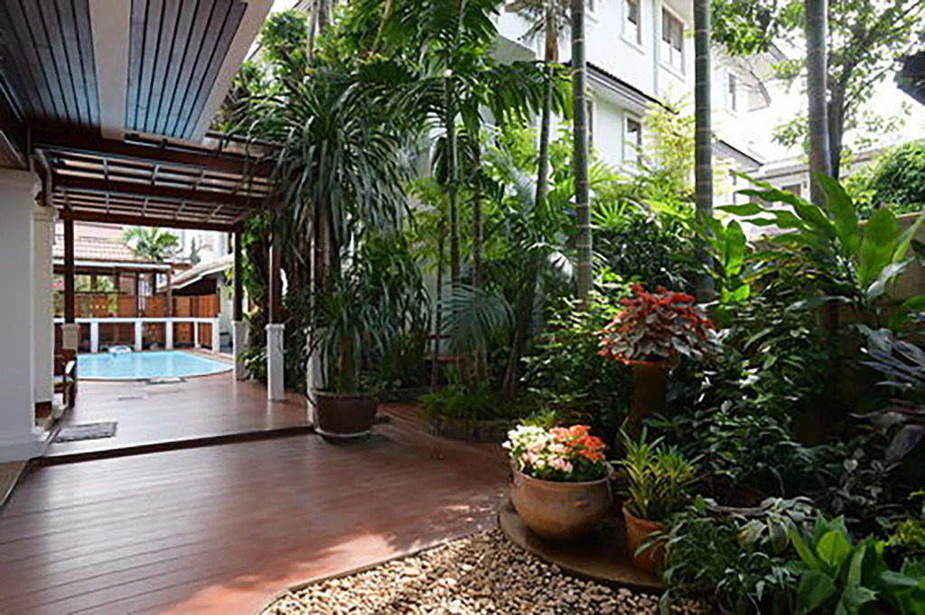 Sripat Guesthouse SHA Extra Plus