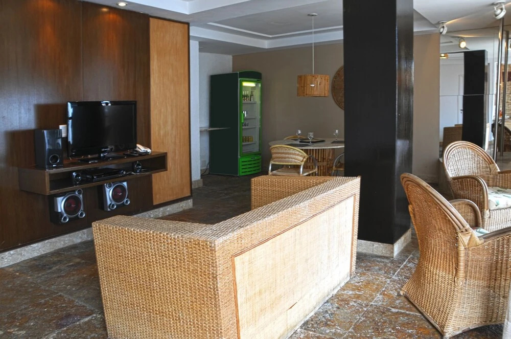 New Dhunas Motel