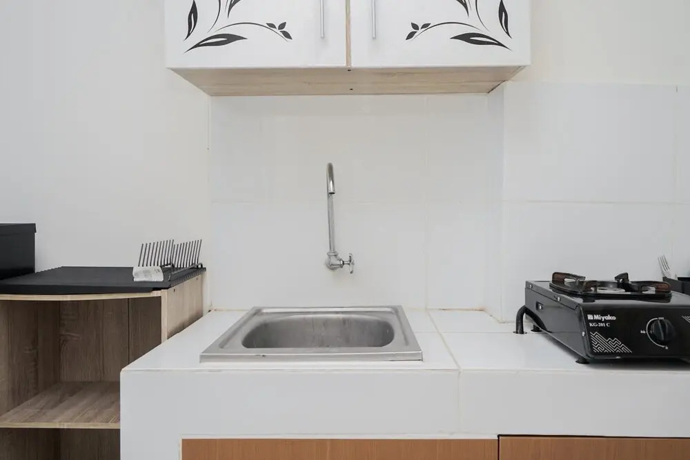 Great Deal Studio Room At Serpong Greenview Apartment