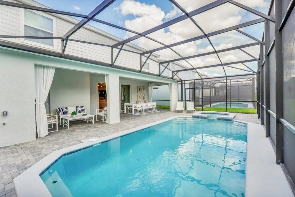 Many Themes For Everyone 10 Huge Bedrooms! 10 Villa by RedAwning