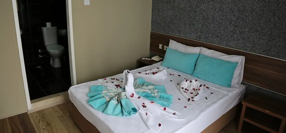 Nuova Beach Hotel