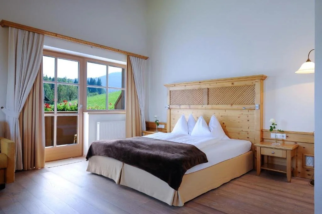 Hotel und Alpen Apartments - Bürglhöh