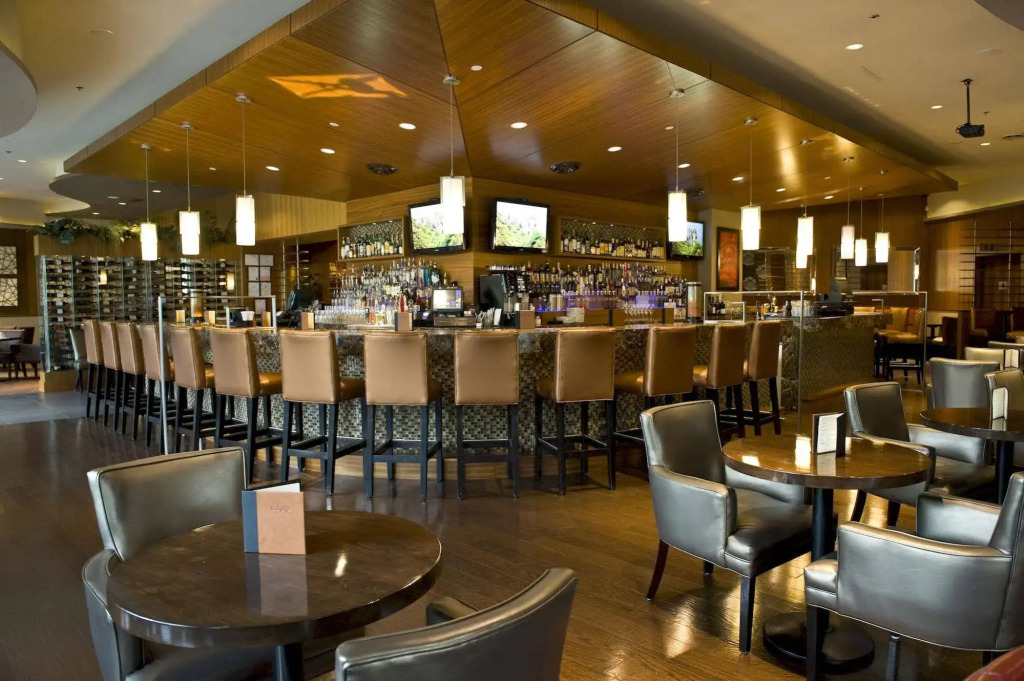Best Western Premier Chateau Granville Hotel & Suites & Conference Centre