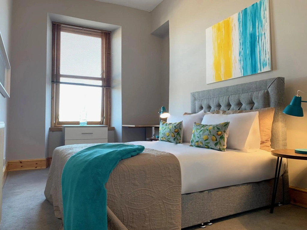 Tay View Apartment