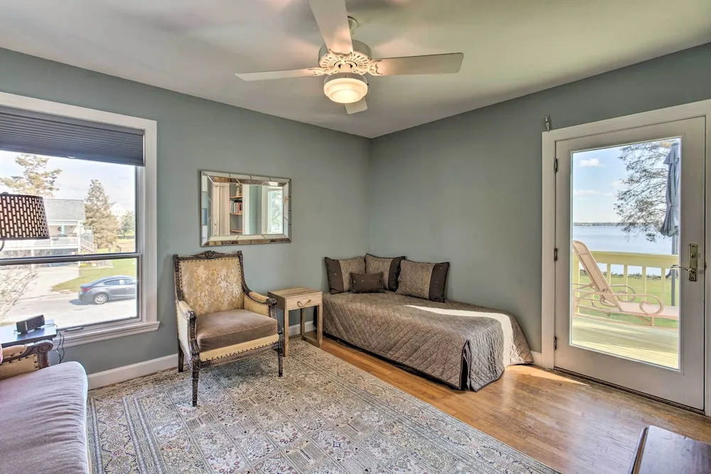 Riverfront New Bern House: Gourmet Kitchen & View!