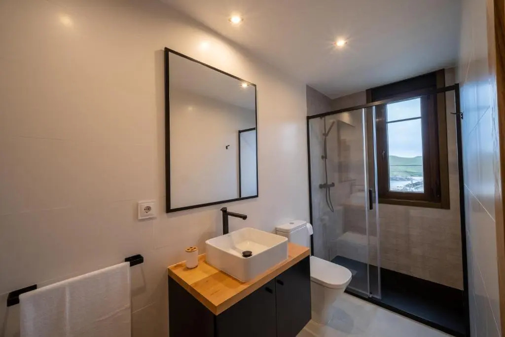APARTAMENTOS LAS OLAS BY PANTIN