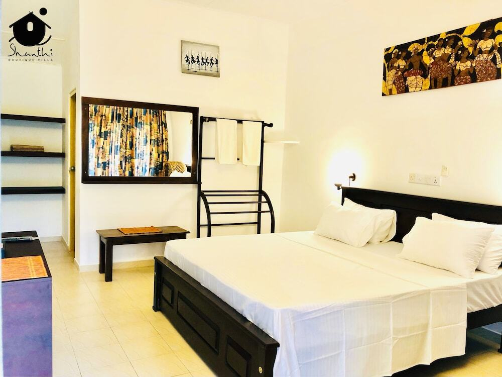 Shanthi Homestay