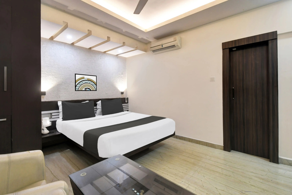 OYO 11639 Hotel Accord