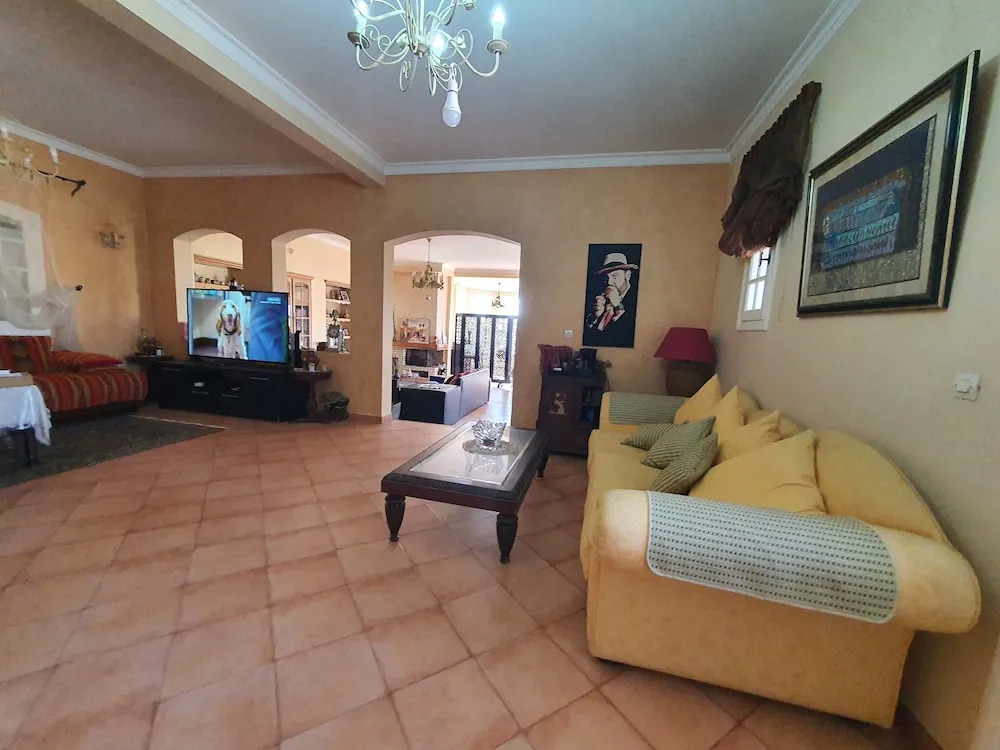 Lara House 2