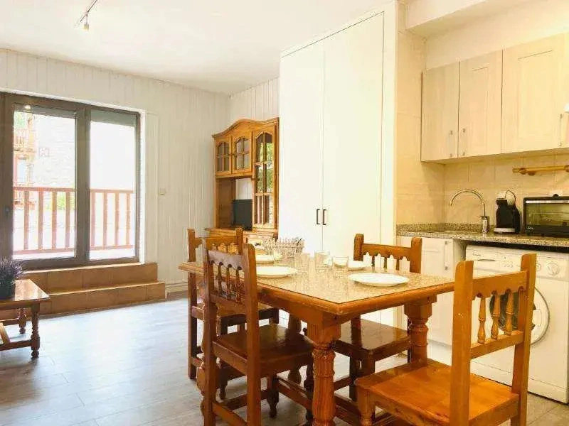 Apartamentos Valle Incles Mikka 3000